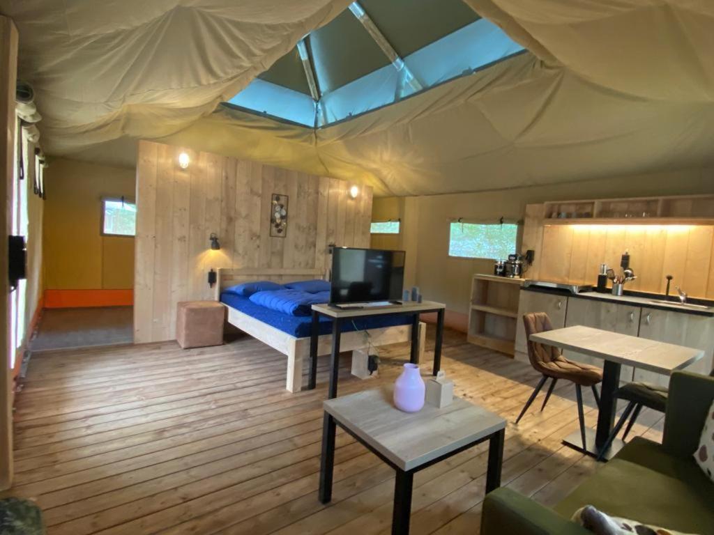 Camping Het Horstmannsbos Hotell Gasselte Rom bilde